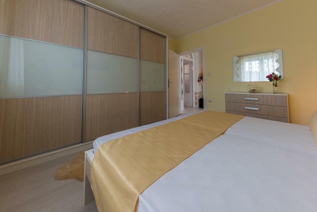 Apartment Danijela II Šibenik Exterior foto